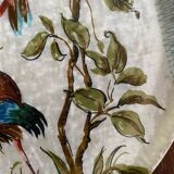 Round fiberglass bird tray.