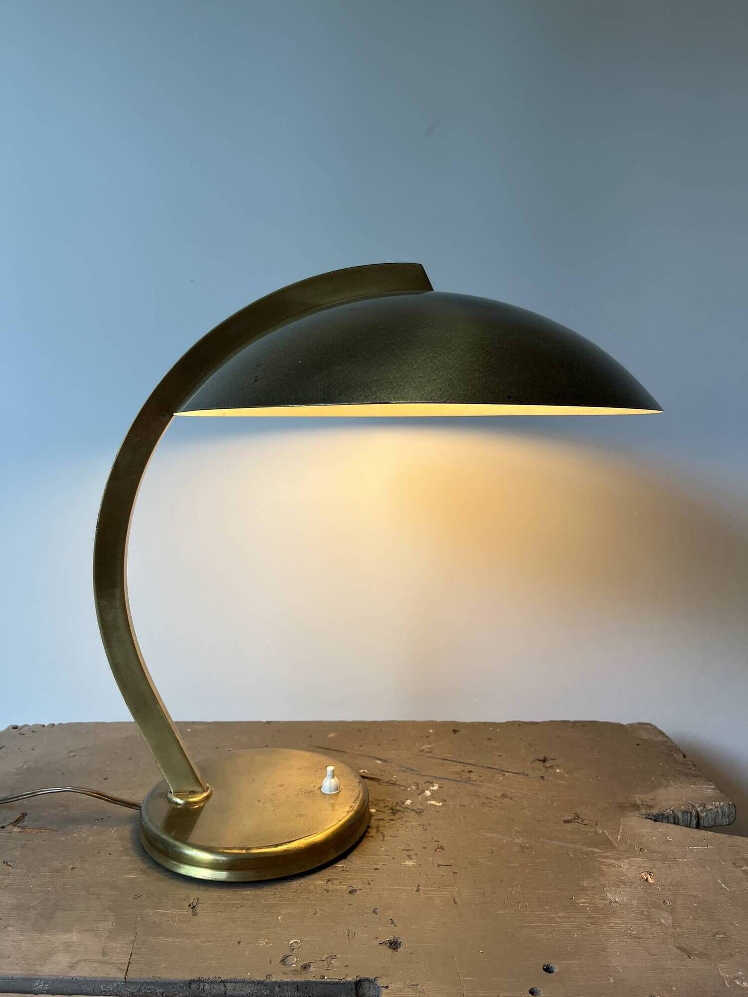 Bauhaus desk lamp in brass by Egon Hillebrand