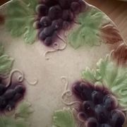 Assiettes en barbotine raisins