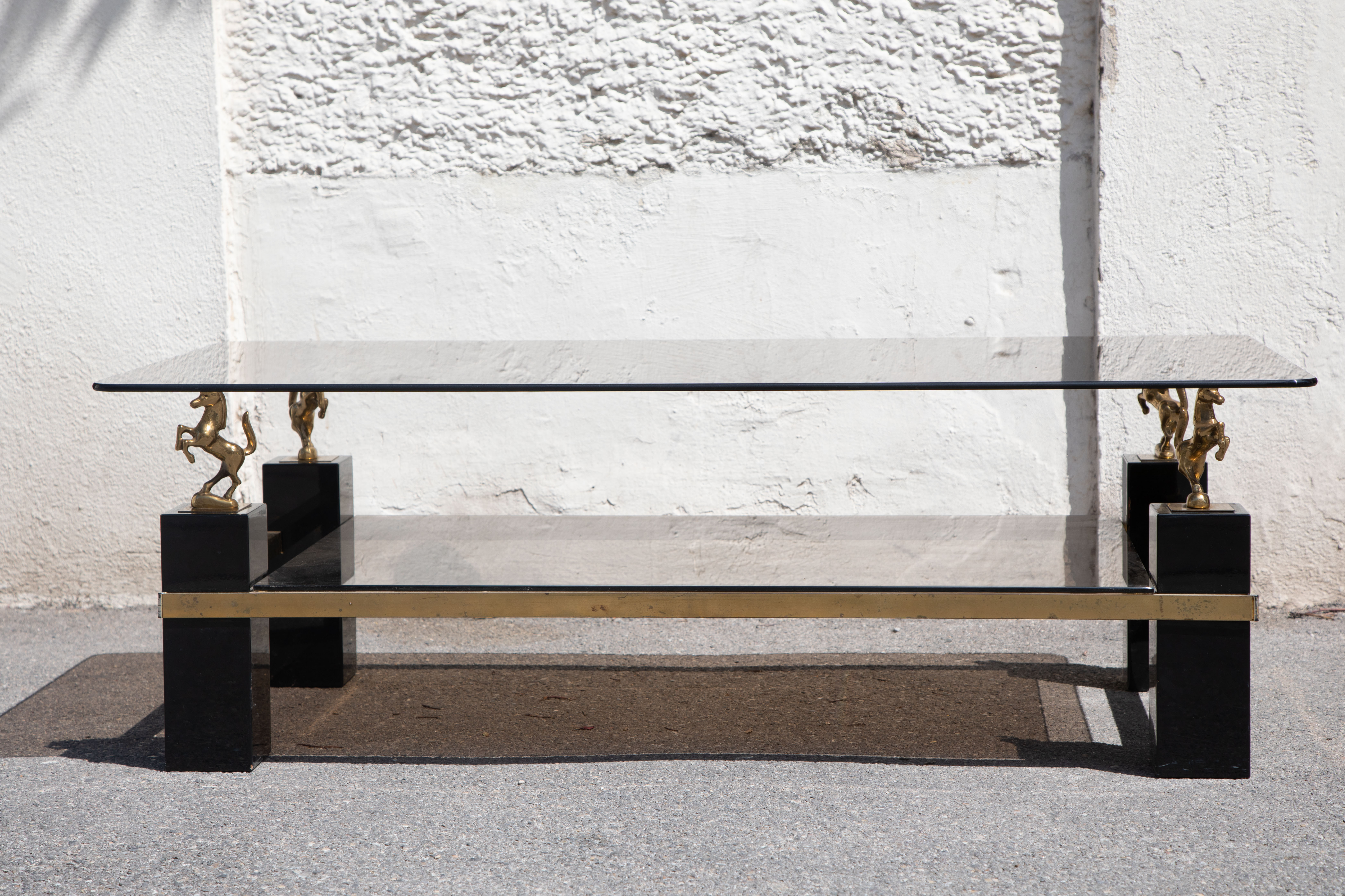 Horse coffee table 70