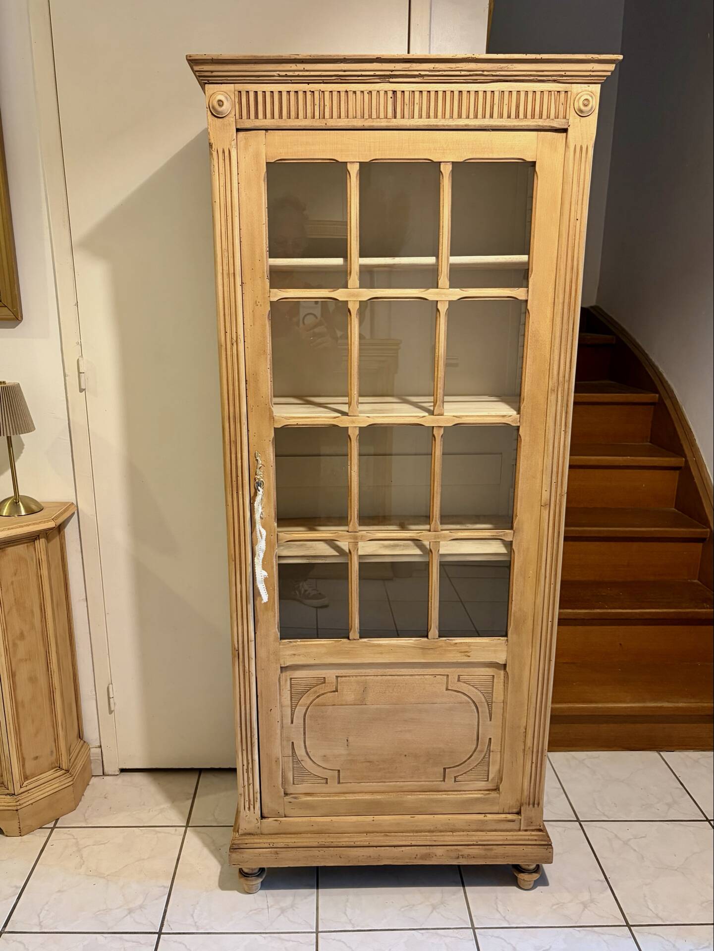 Raw wood Parisian display cabinet