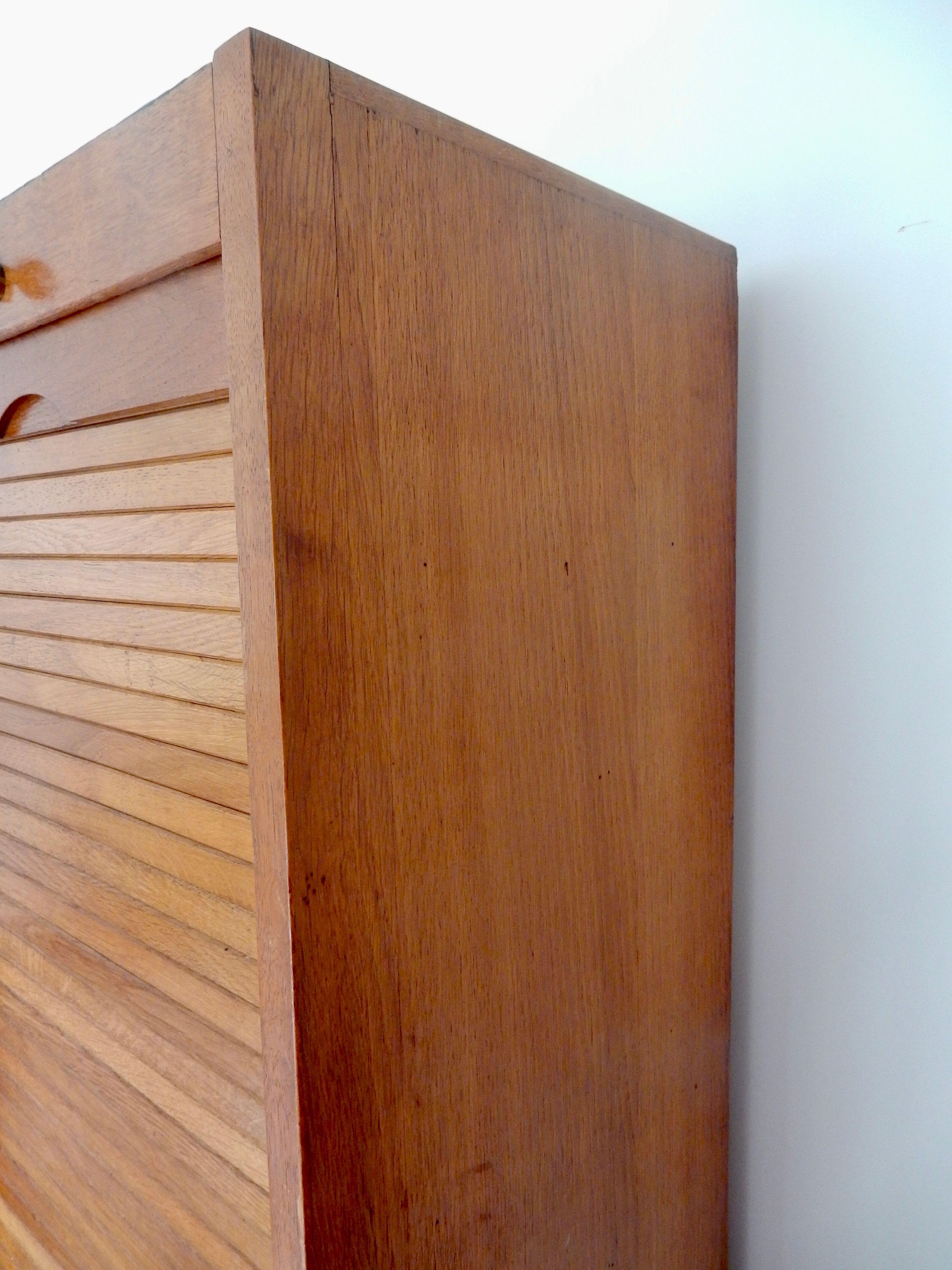 Double wooden curtain binder