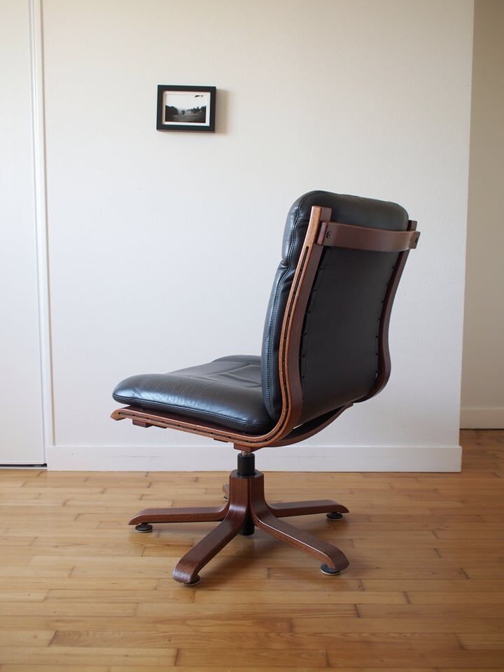 Leather office chair 1970
