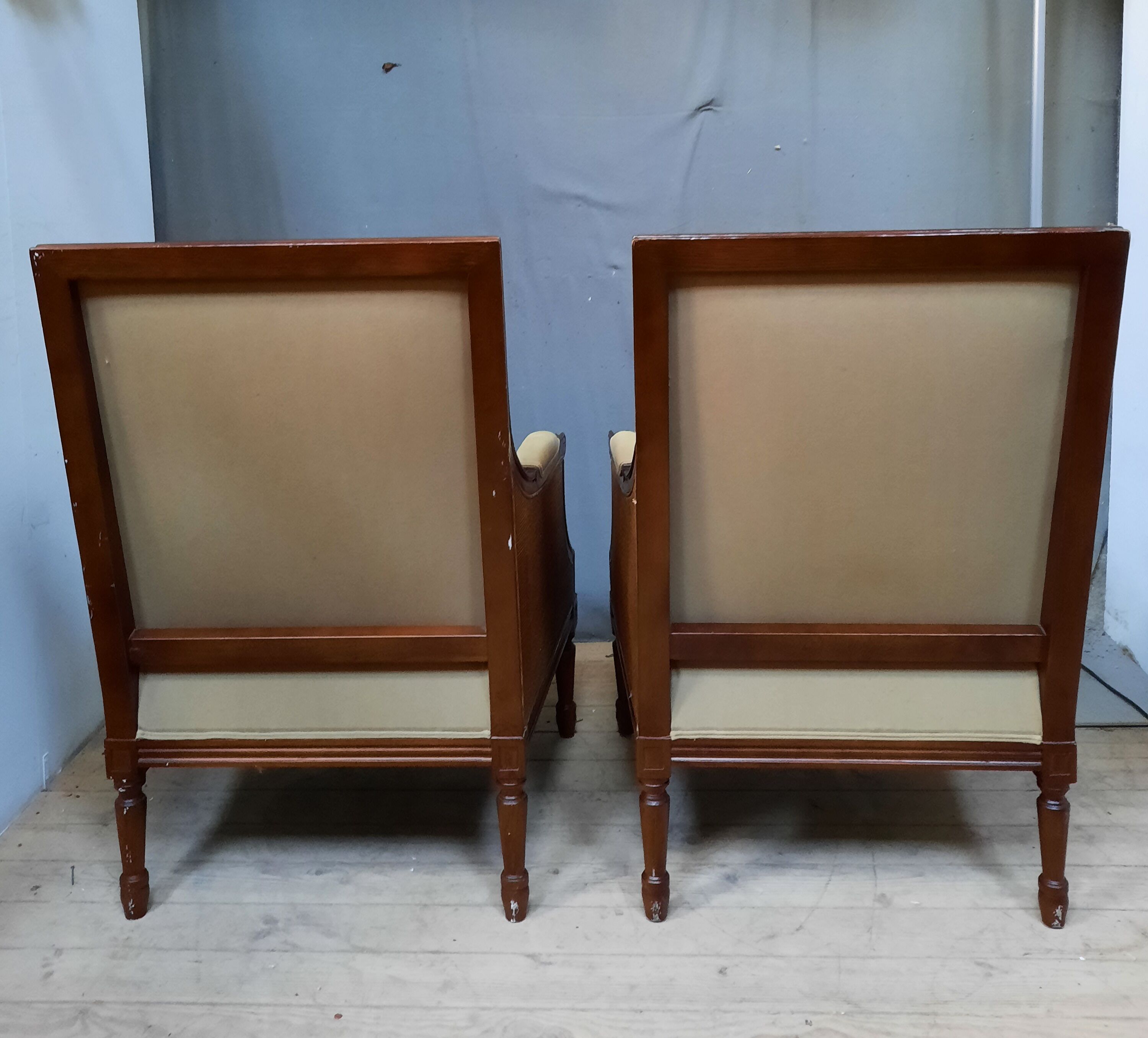 Pair of shepherd Louis XVI style