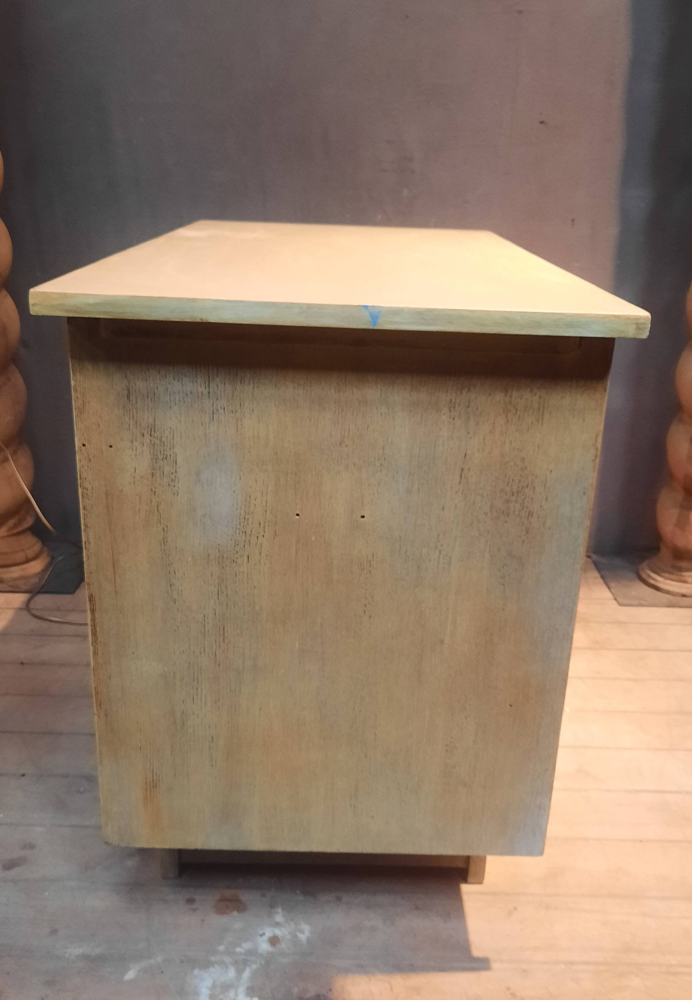 1950s single-pedestal desk