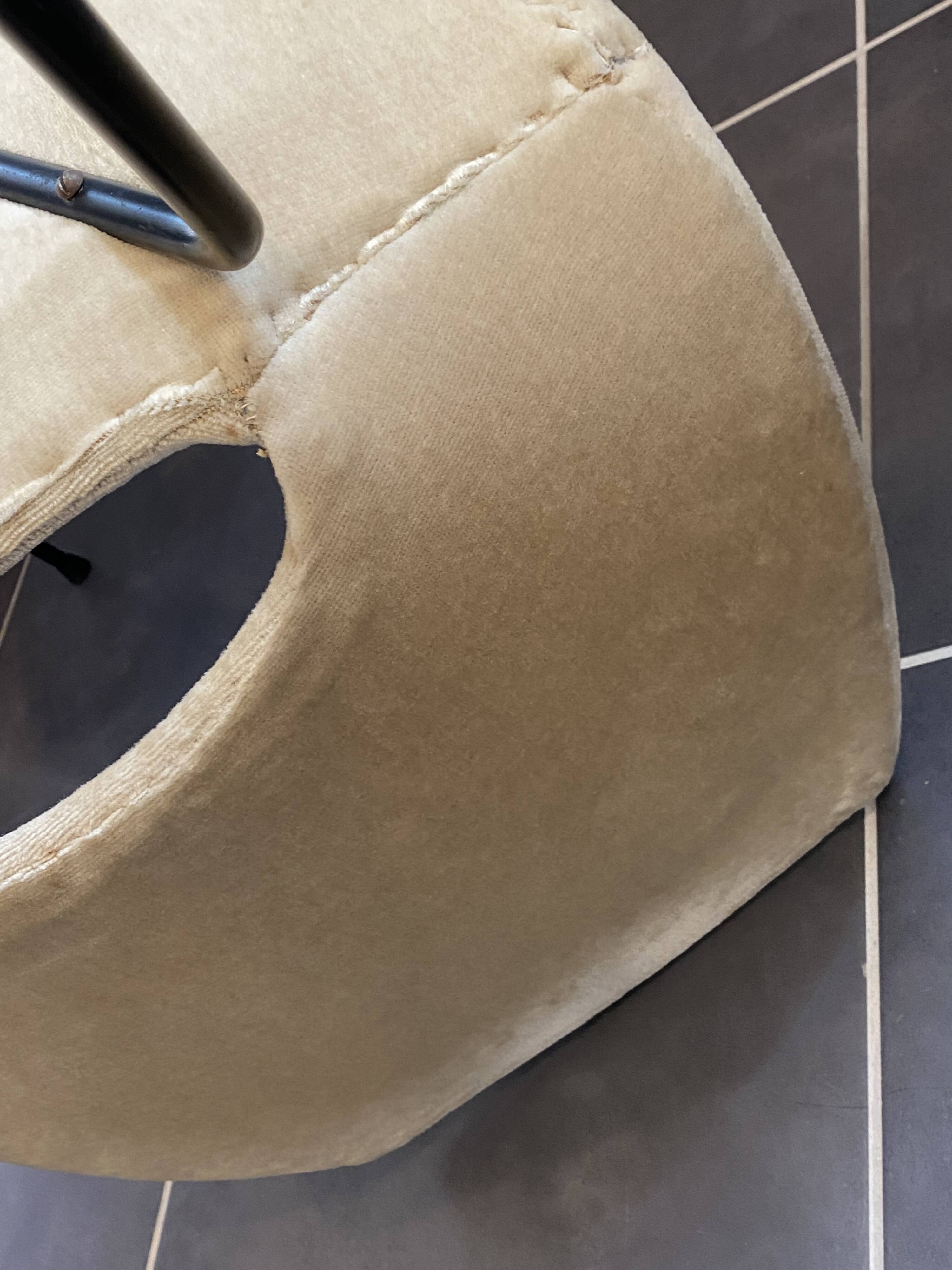 A barrel chair by Pierre Guariche, Steiner, vintage beige fabric from the 1950s.