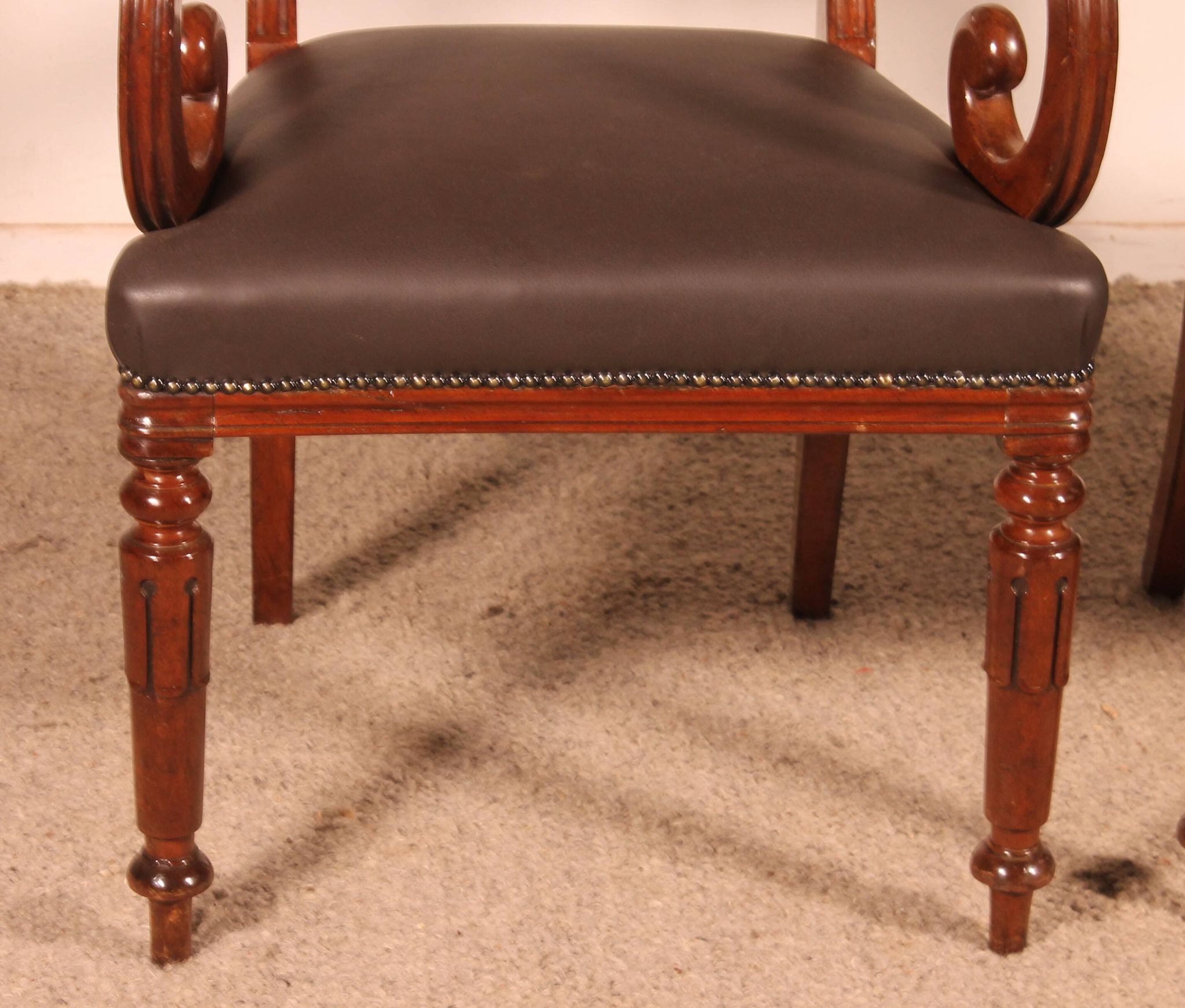 Paire de fauteuils en acajou d'époque William IV, circa 1830