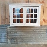 Showcase furniture to hang