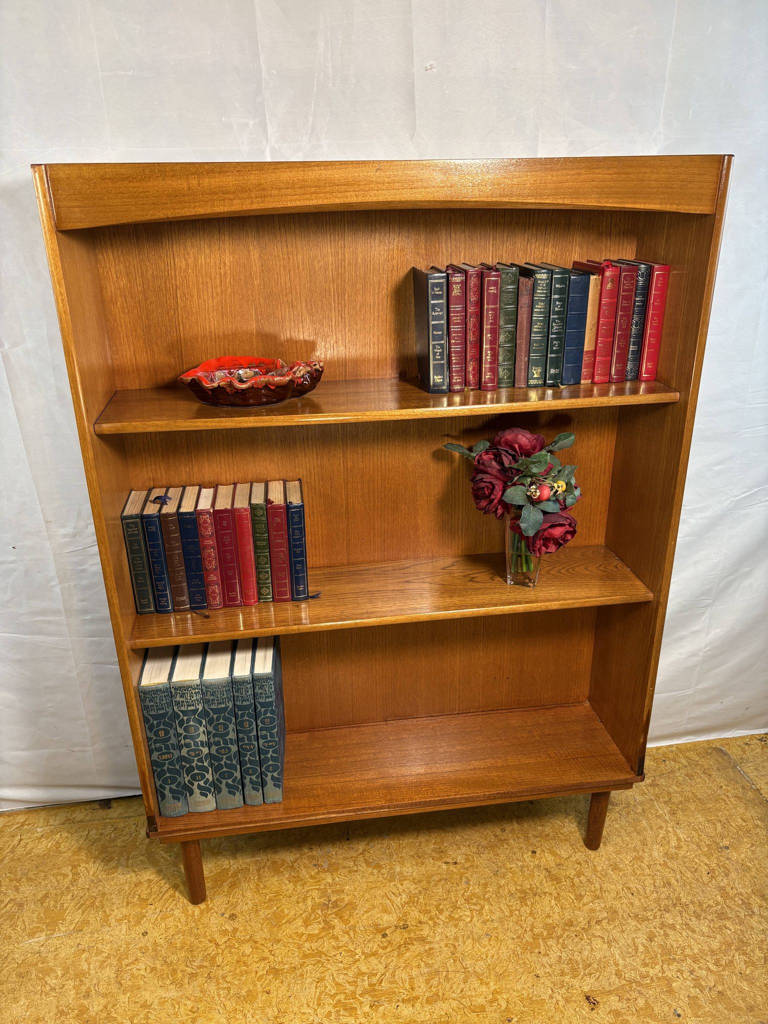 Vintage Mid-Century Teak Bookcase|1960s–1970s|Retro Scandinavian Style|Spac