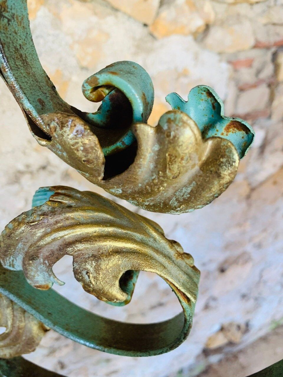 Screen, Art Deco wrought iron with floral decorations circa 30's