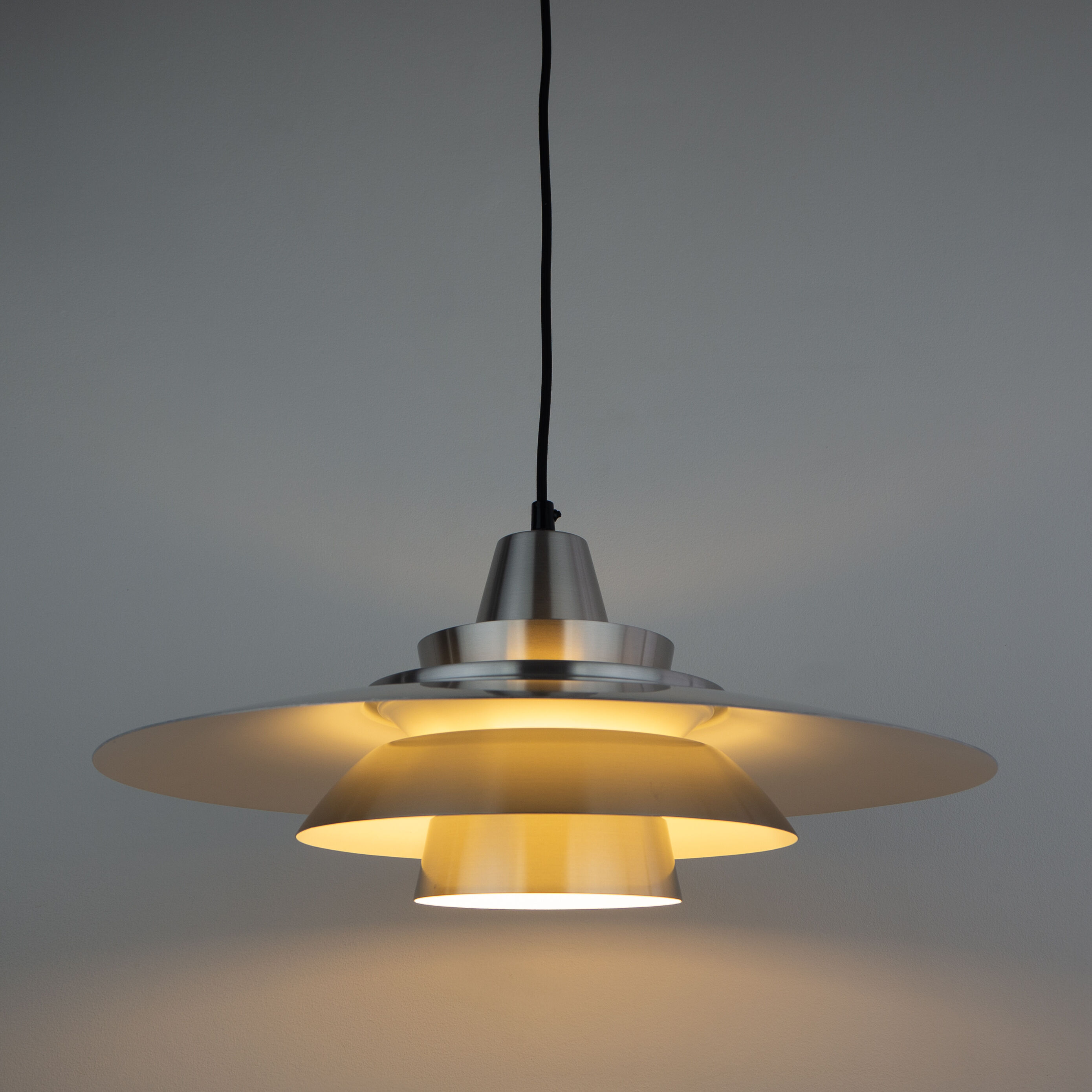 Danish vintage pendant lamp Superlight by David Mogensen, 1970s