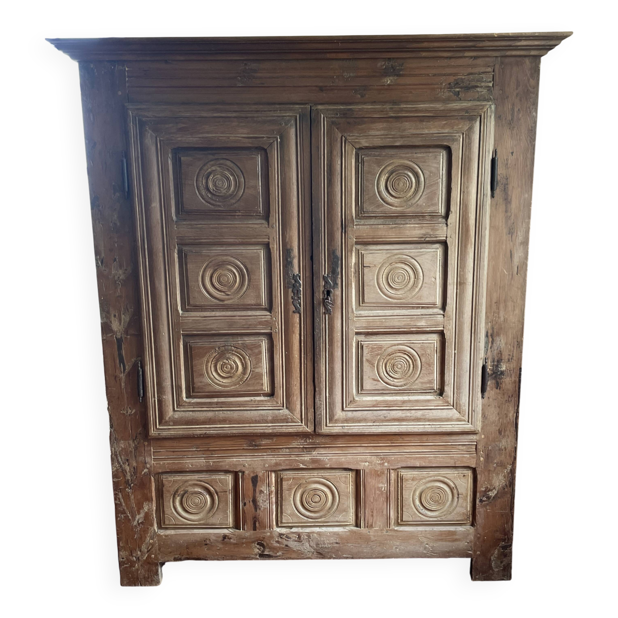 Armoire bretonne