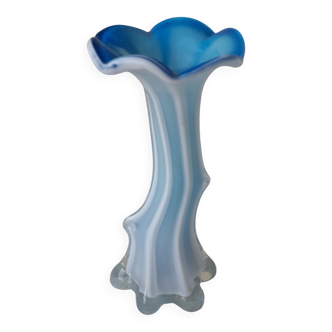 Glass vase