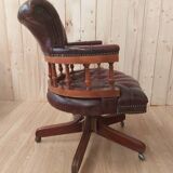 English-style armchair