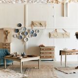 Blue velvet toad bench