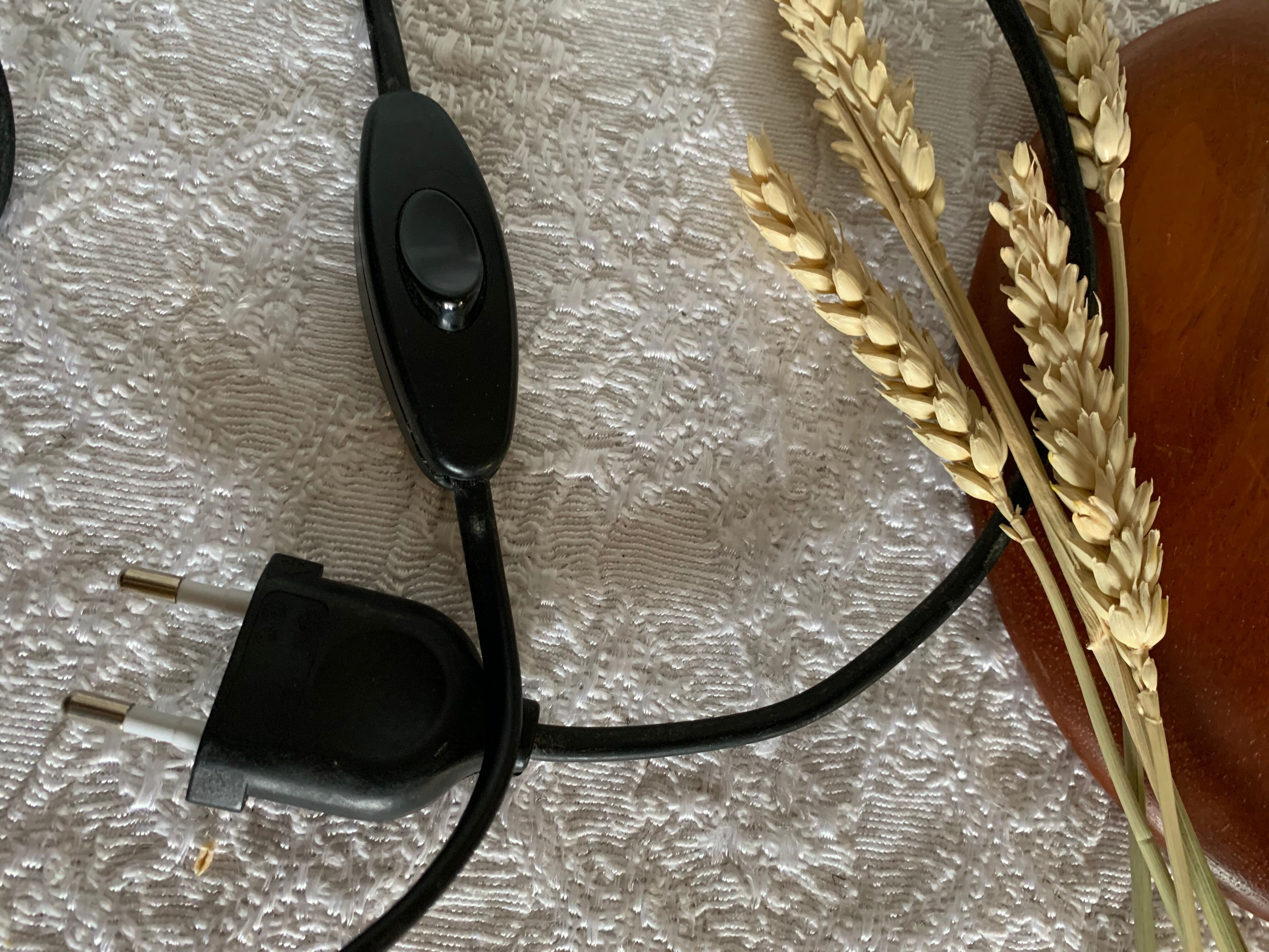 1990 Globe Nova Rico