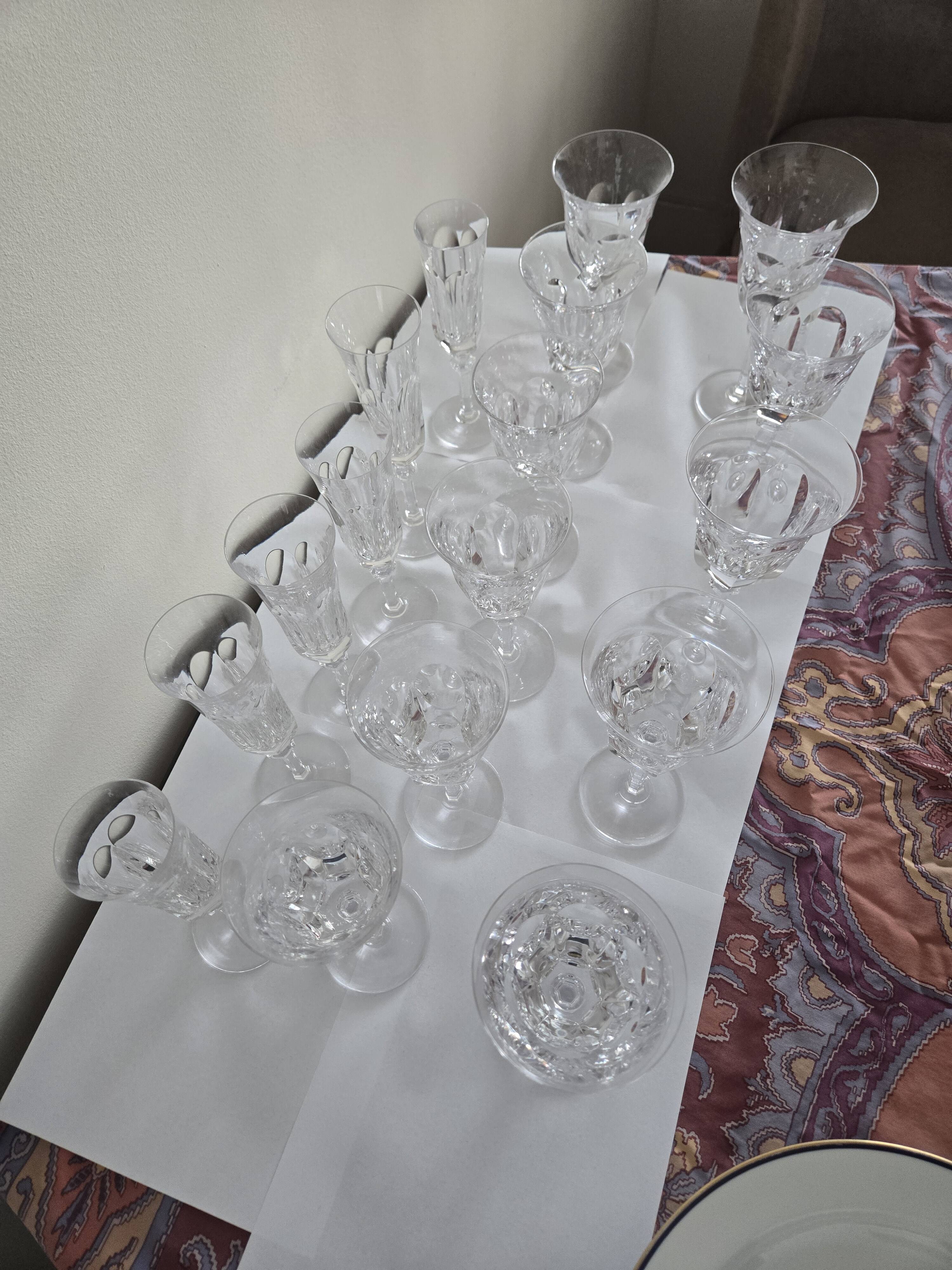 Baccarat Harcourt antique – Service of 17 crystal glasses – Very good condition