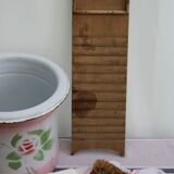 Old washerwoman board