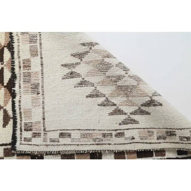Vintage Turkish Oushak Handmade Wool Cotton White Runner Rug 90x338