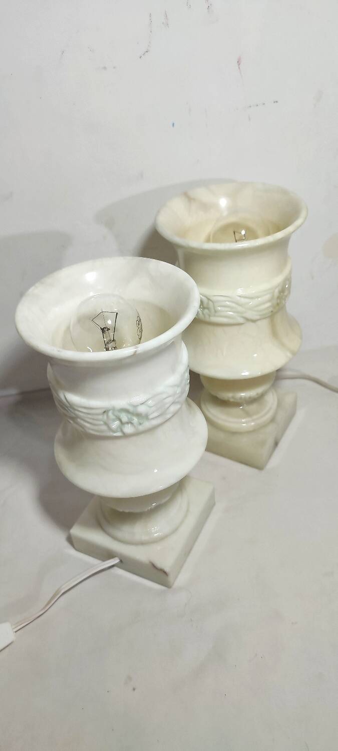 Par de lámparas de mármol. España, 1960s.