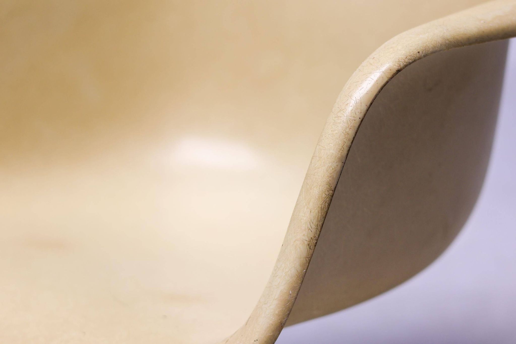 Chair based on the contract by Charles and Ray Eames for Herman Miller.
