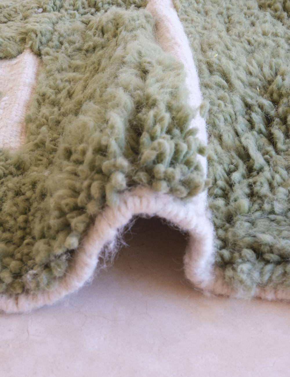 Green Berber Rug - 289 x 203 cm