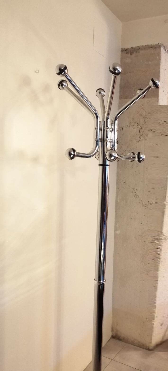 80s parrot coat rack