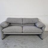 Maralunga sofa by Vico Magistretti for Cassina