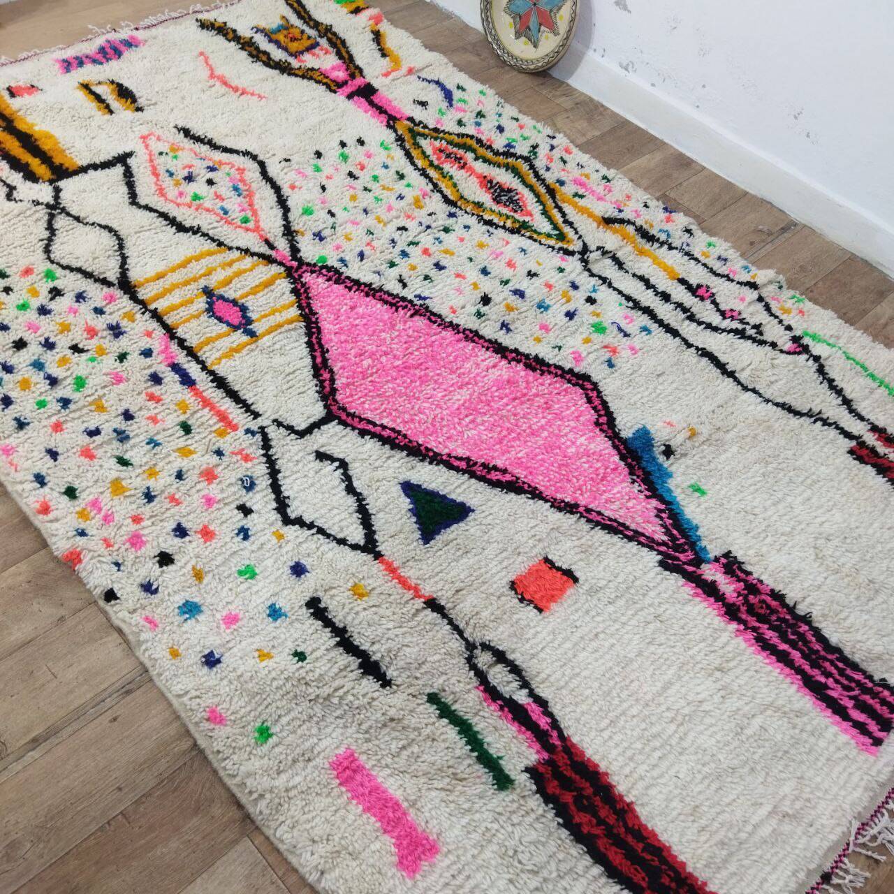 Vintage Azilal rug 306x195 cm - Colorful and geometric patterns