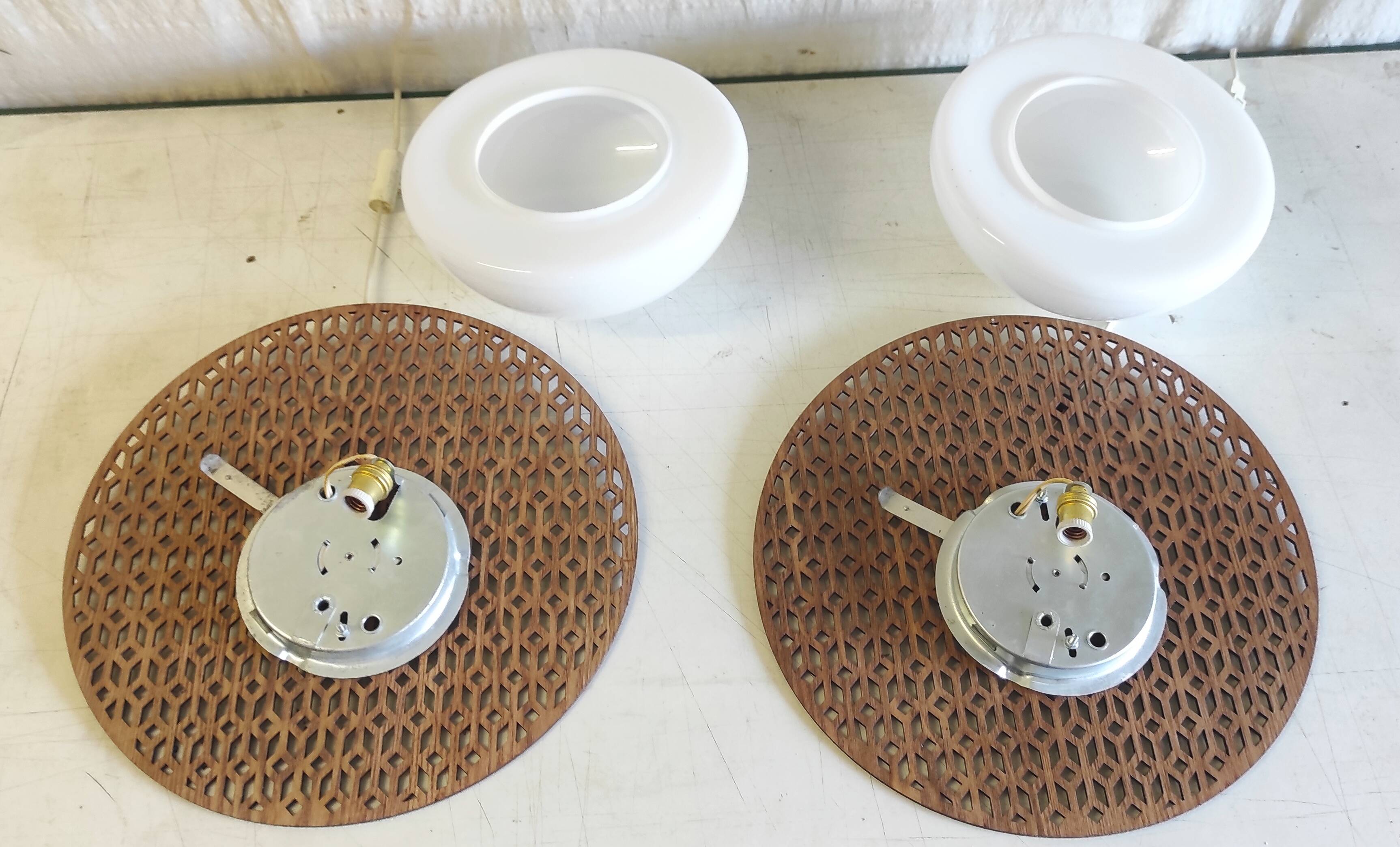 Wooden design wall lights and opaline globe - mid 20th century.