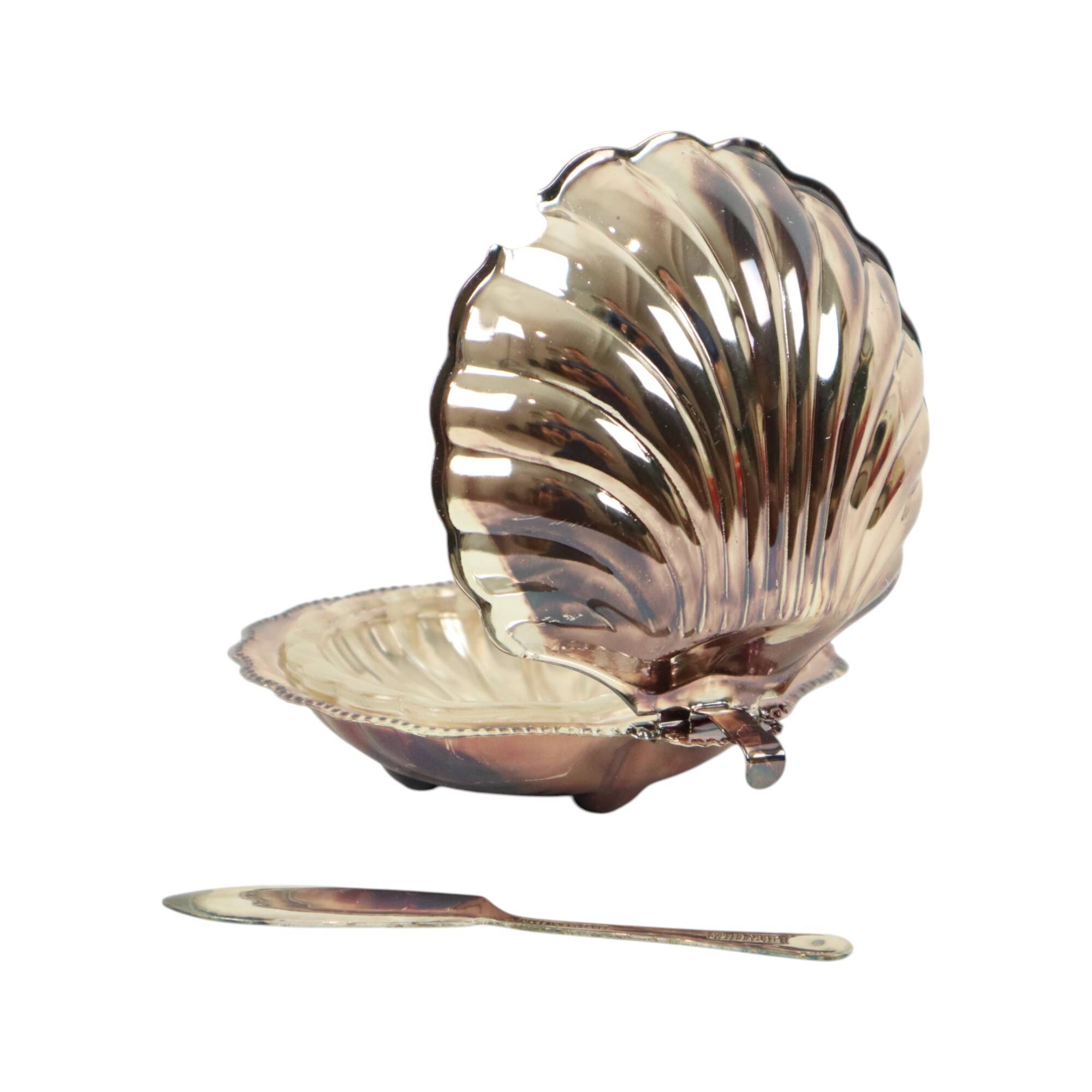 Vintage Scallop Shell Butter Dish Knife Silver Plated Metal Queen Anne