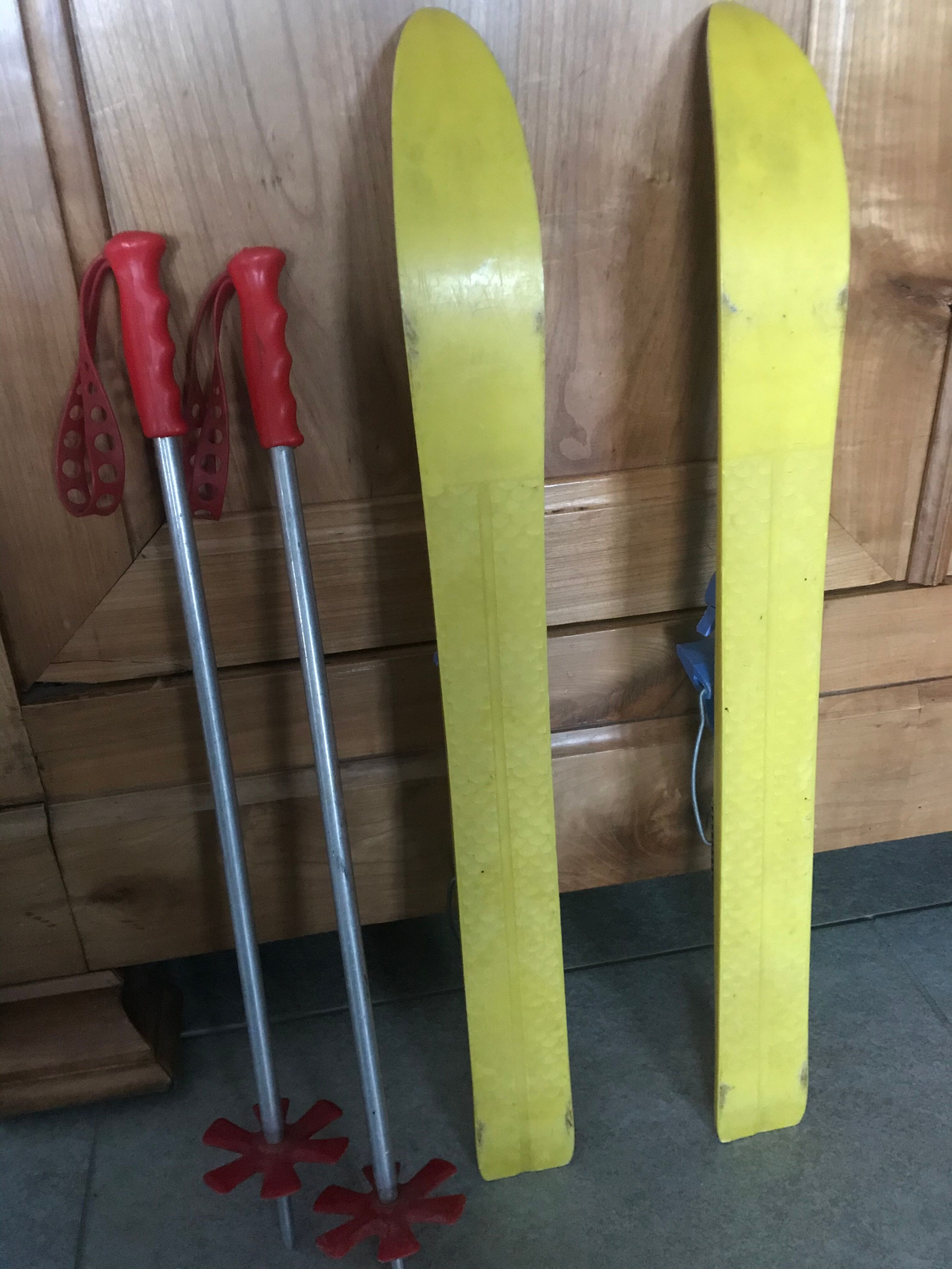 Vintage children's ski pair