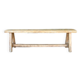 Vieux banc avec une jolie patine