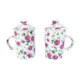 Set of two flowered porcelain cups with lid