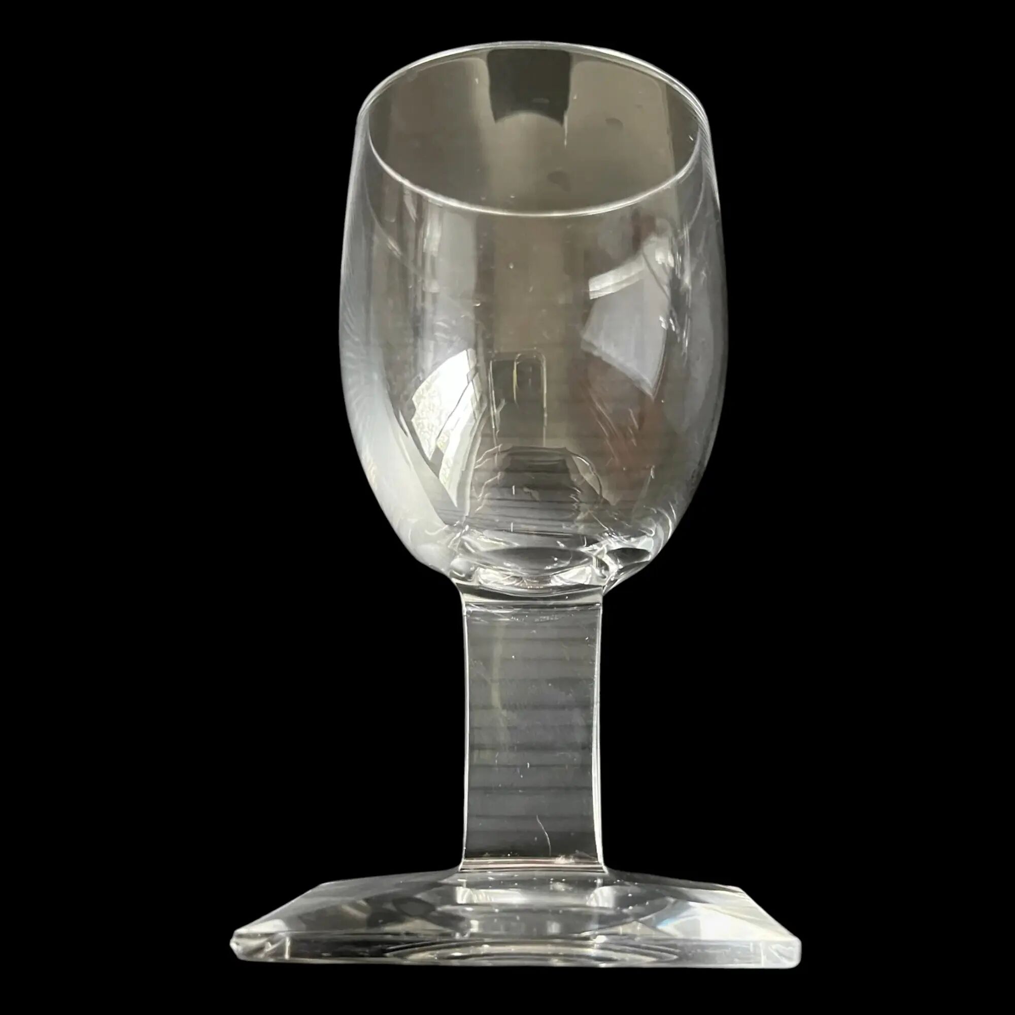 Set of 3 Art Deco crystal stemmed glasses - Bevelled rectangular base from the 1930s.