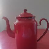Cafetière en tôle émaillée rouge