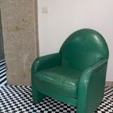 Green club armchair ultra design in contemporary vintage leather