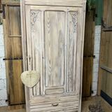 Armoire parisienne