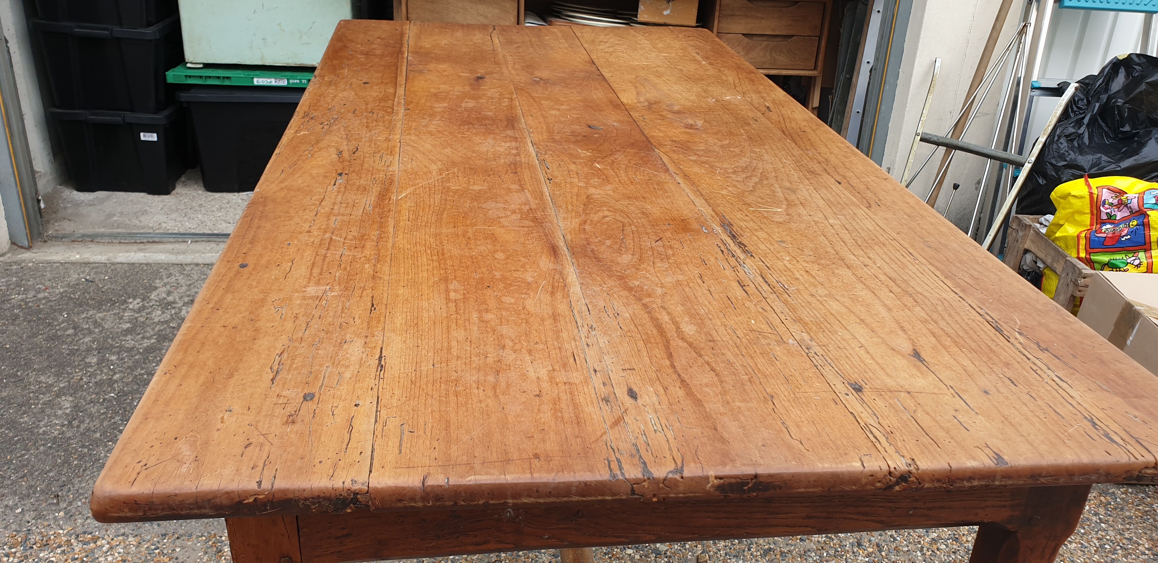 Farmhouse table in massive epicea XIXth