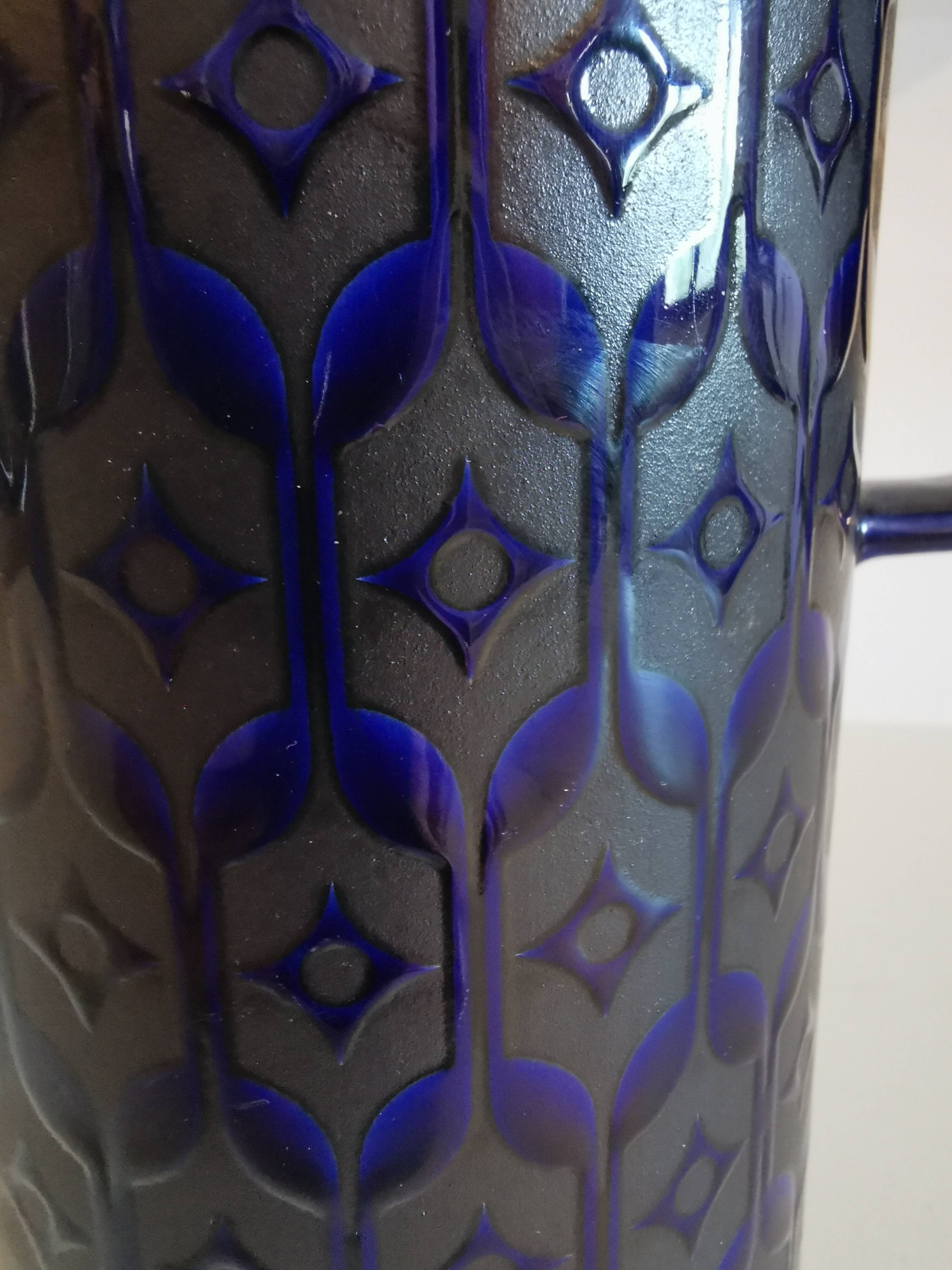 Art deco style coffee maker midnight blue