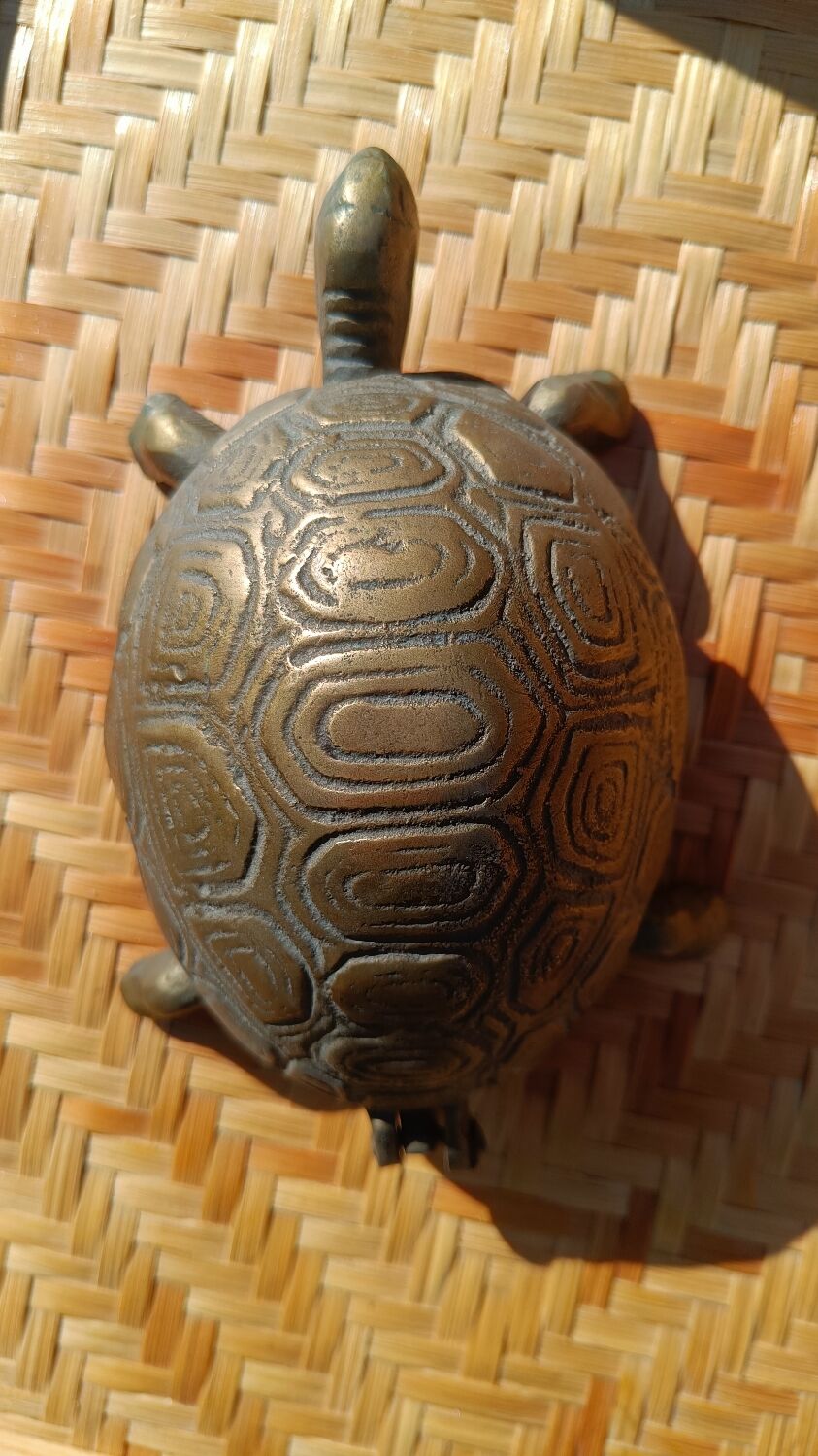 Ancient bronze tortoise ashtray