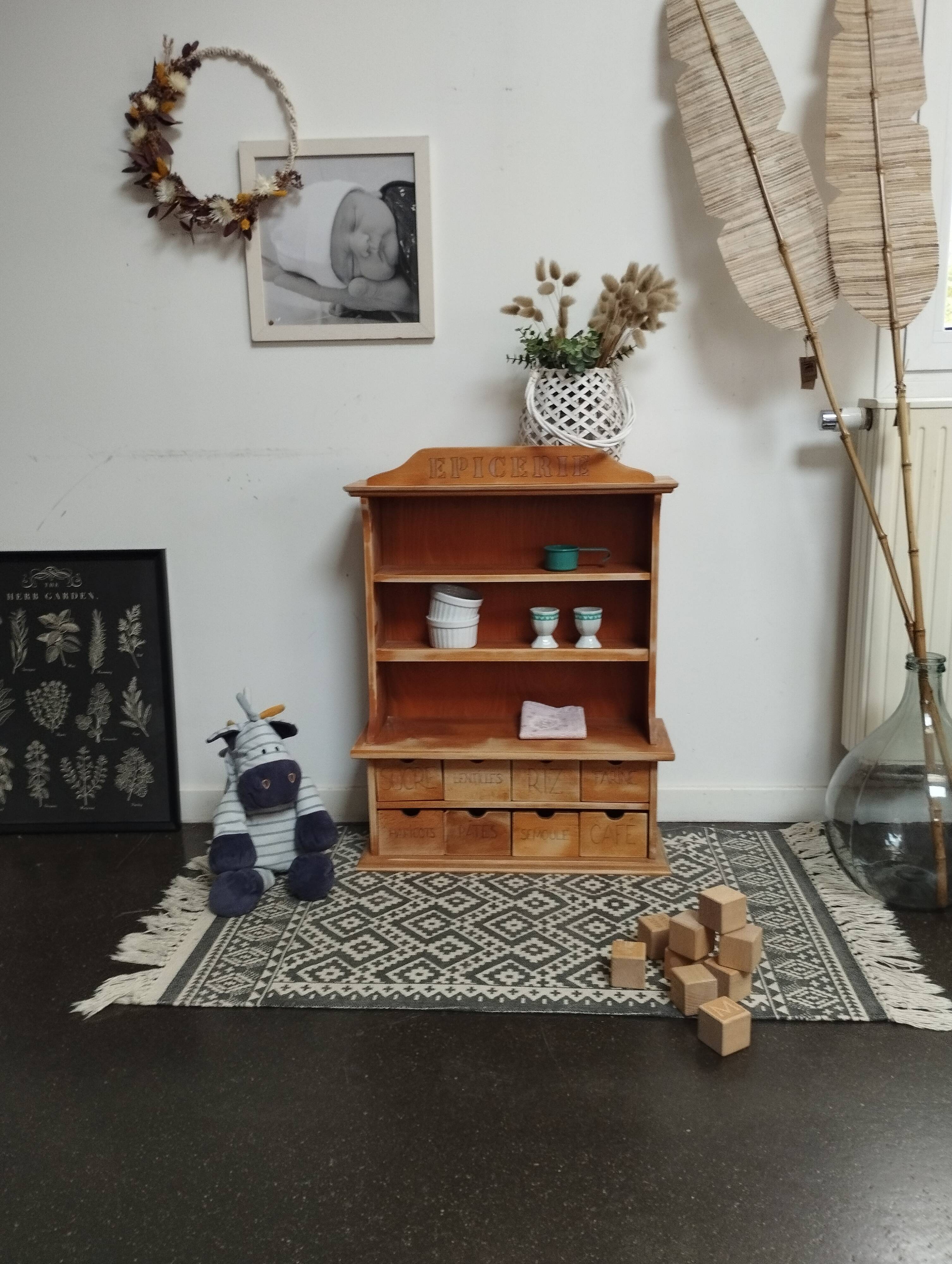 Small Old Grocery Furniture - Old Toy
