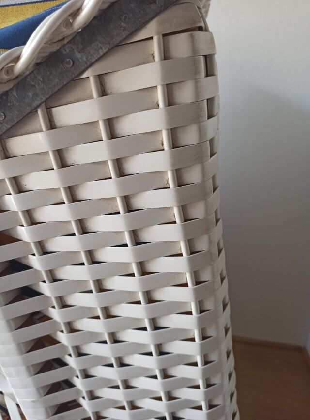 Beach and garden basket tcm 80s.