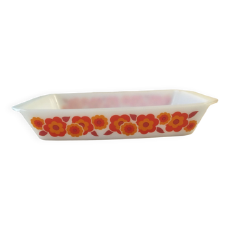 Dish for the vintage oven 70s lotus pattern