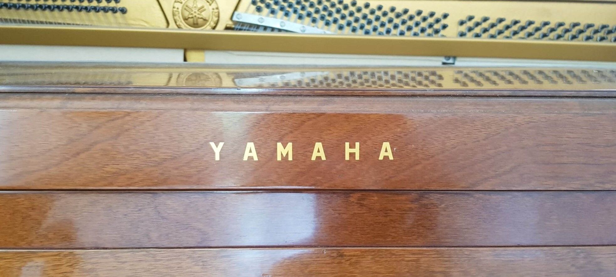 Piano Console Yamaha