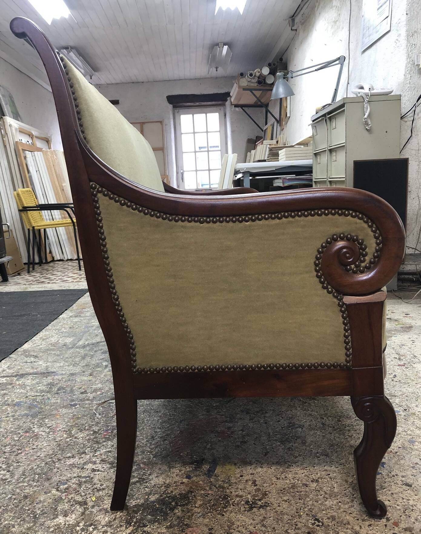 Mahogany bench from the Restoration period