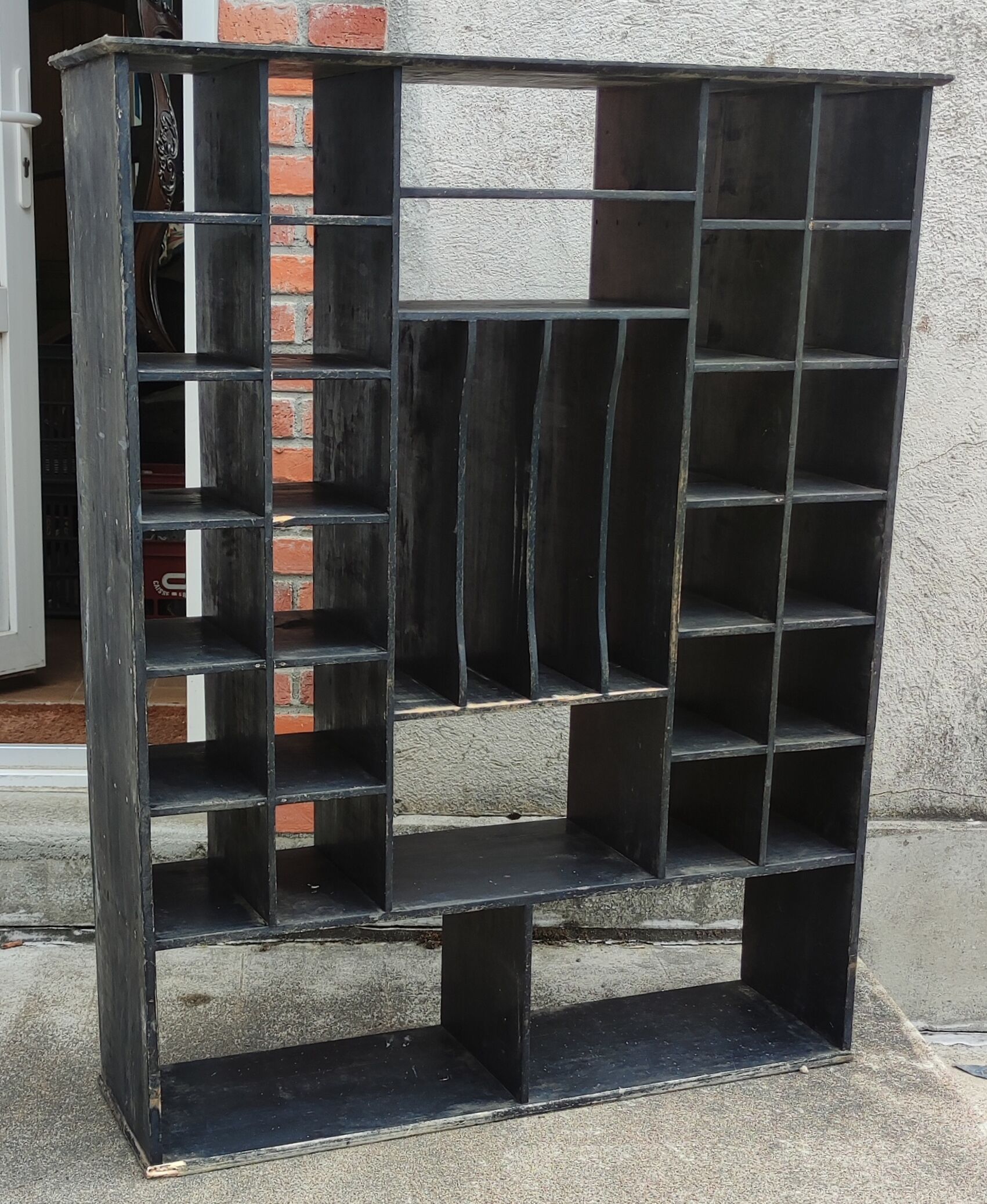 Vintage compartment cabinet