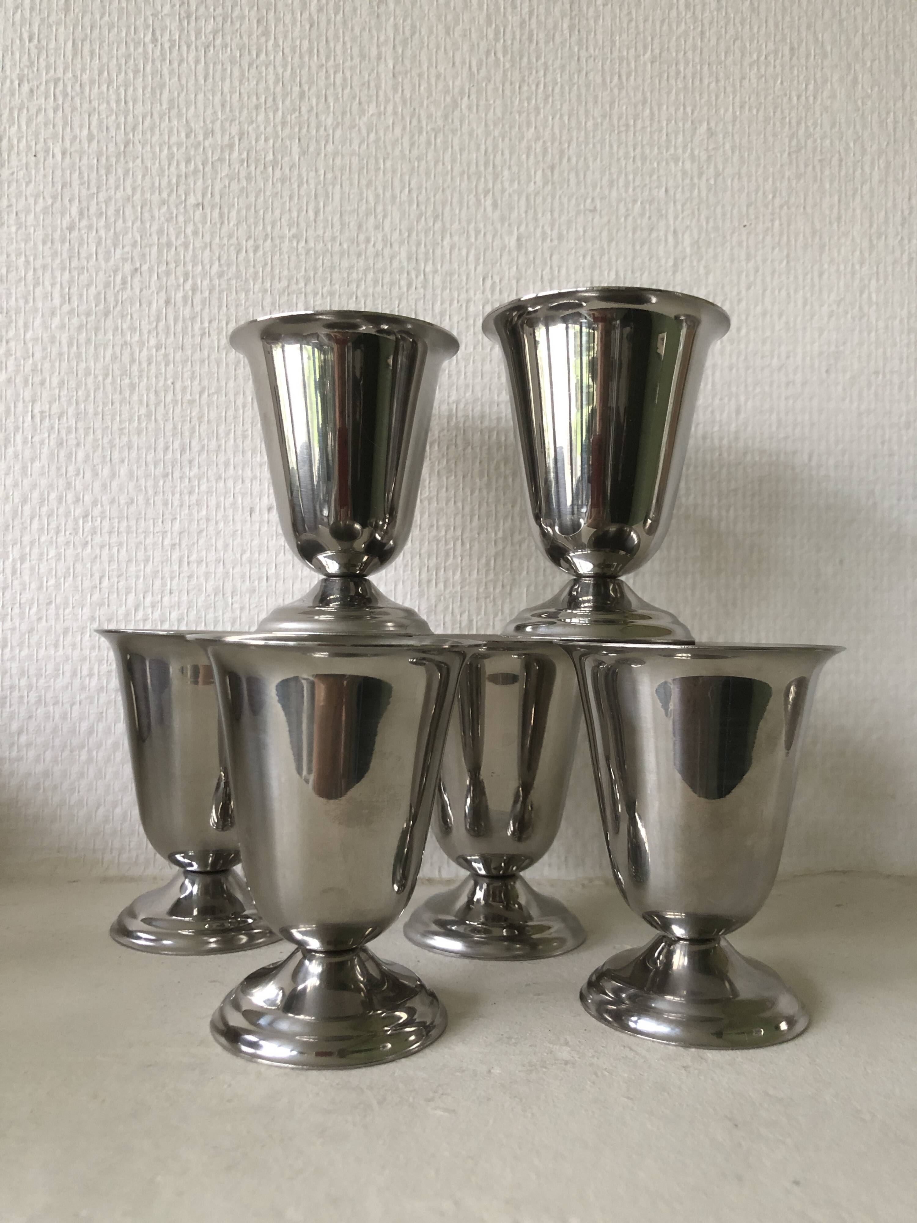 Set of 6 stainless steel bowls