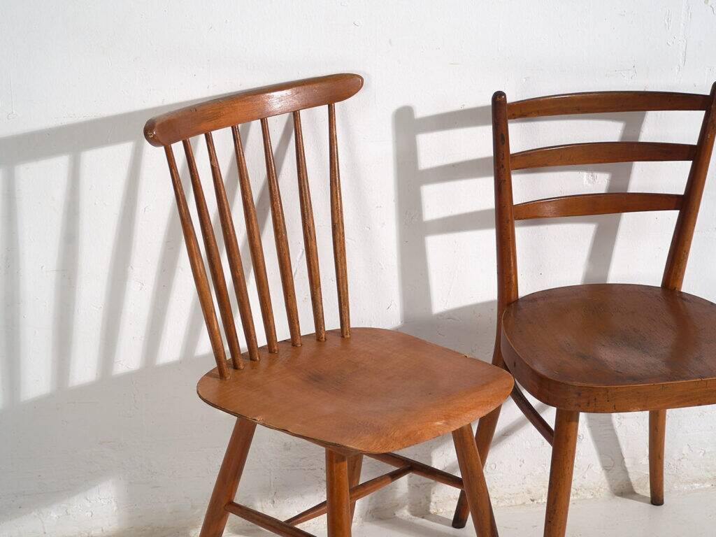 Vintage dining chairs Thonet / TON (c.1920-1950). Set of 8 pieces.