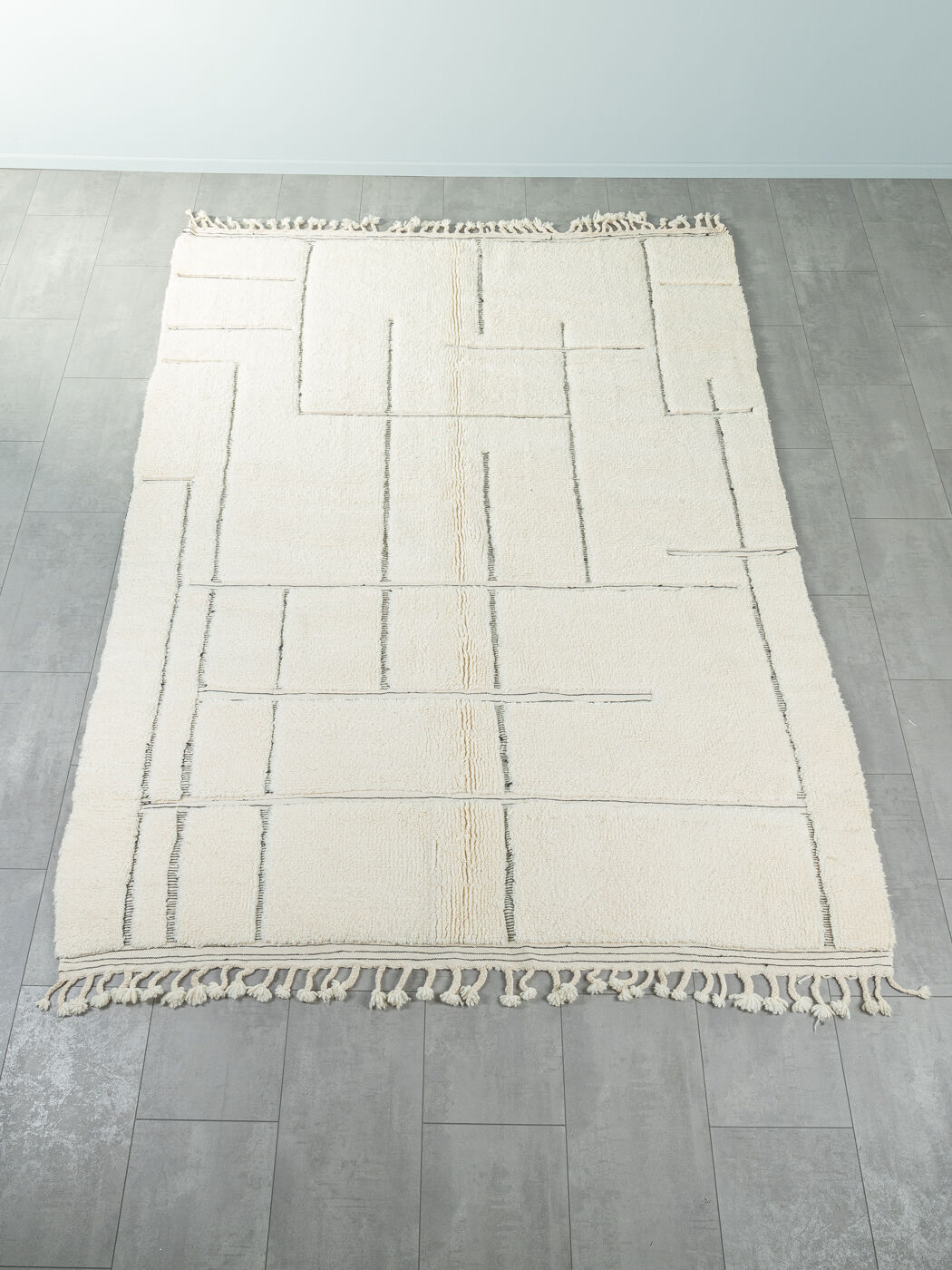 Airway, berber rug, 213 x 295